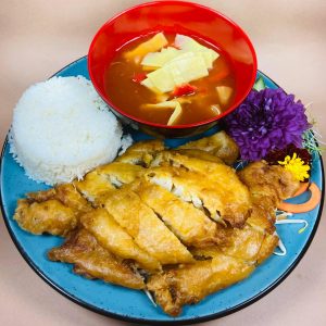 Mit Ananas-Süßsaue-Saucer